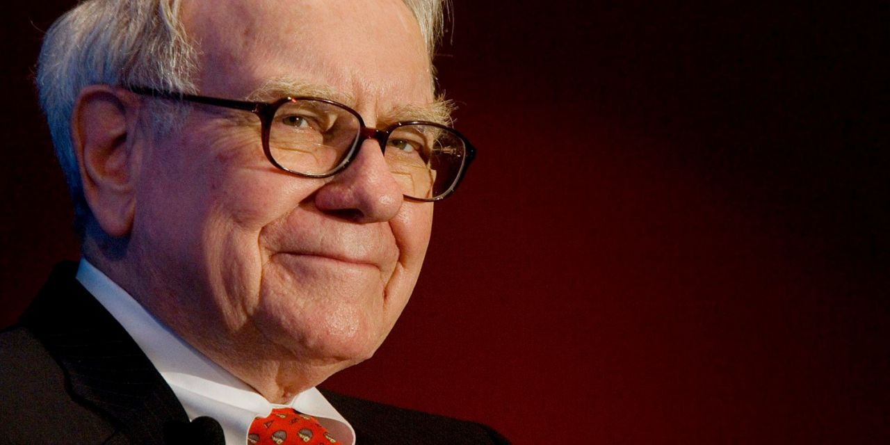 Berkshire Hathaway Catat Keuntungan USD 14 Billion