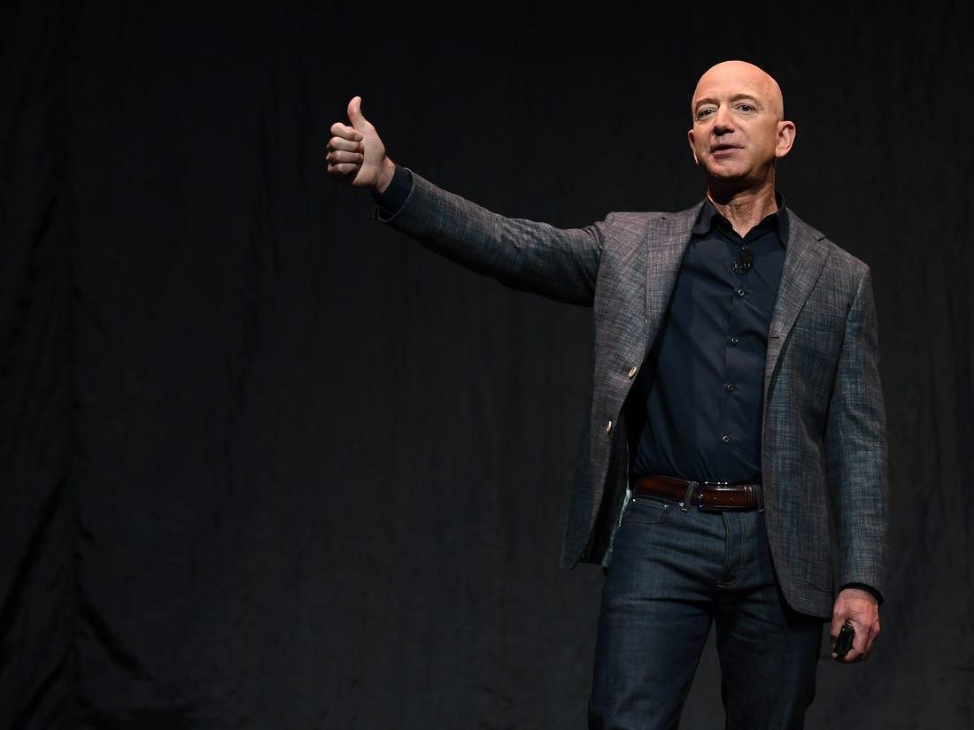 Jeff Bezos Lebih Kaya Dengan $6.4 Bilion Dijana Dalam Masa Sehari, Saham Amazon Melambung!