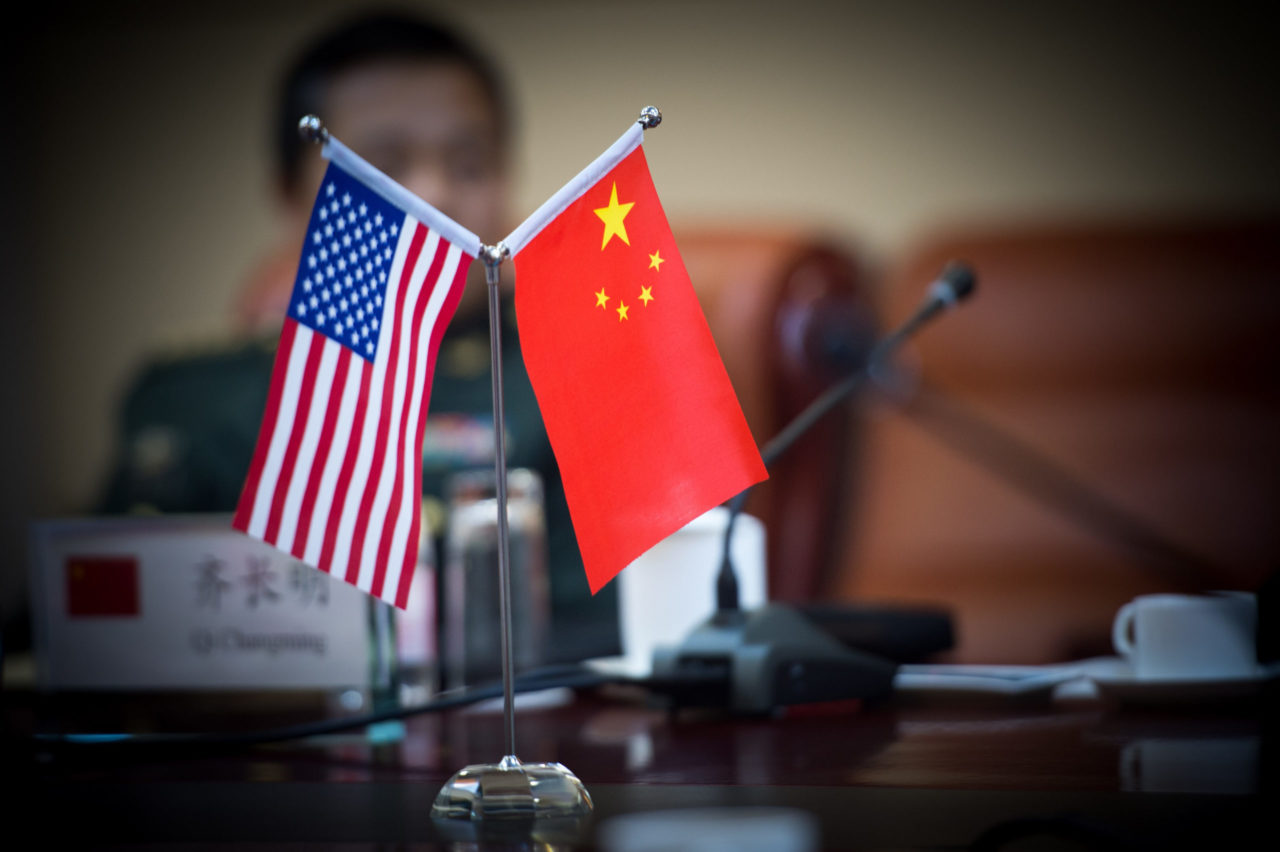 China Lancar Tindak Balas, Umum Sekatan Terhadap Pegawai Amerika