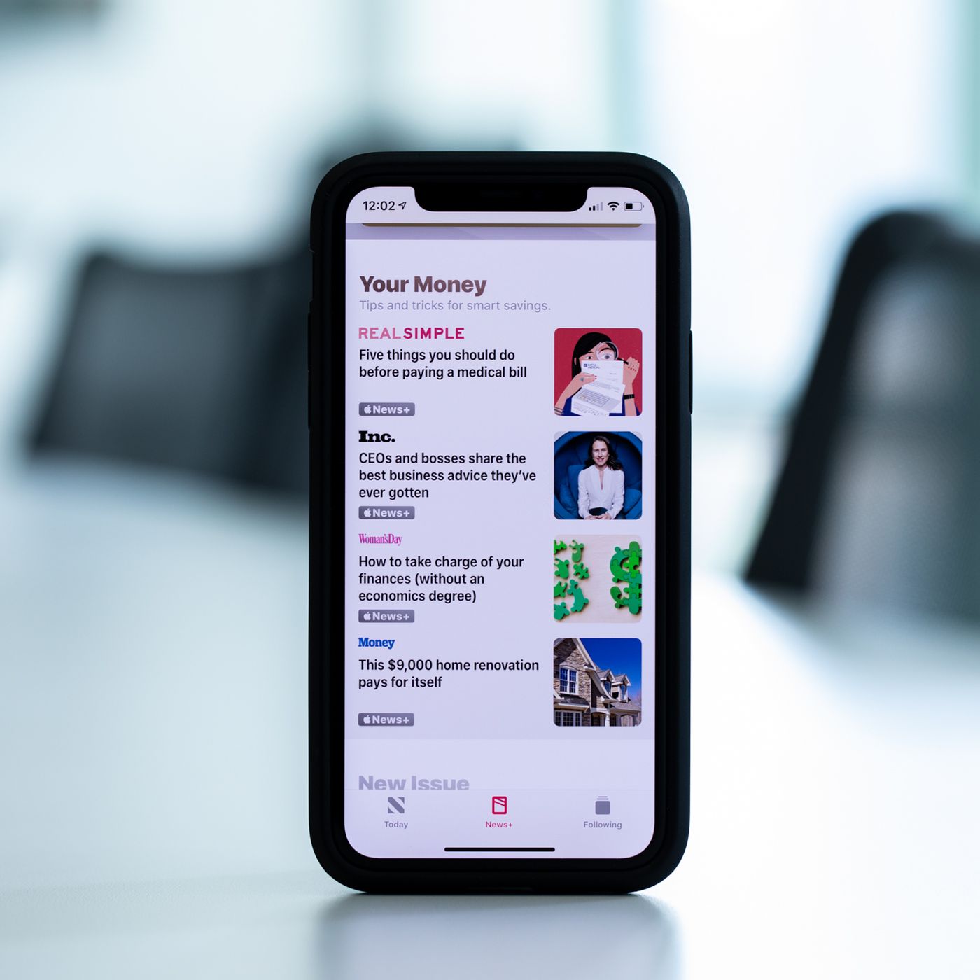 Apple, Google ‘Tindas’ Syarikat Media?