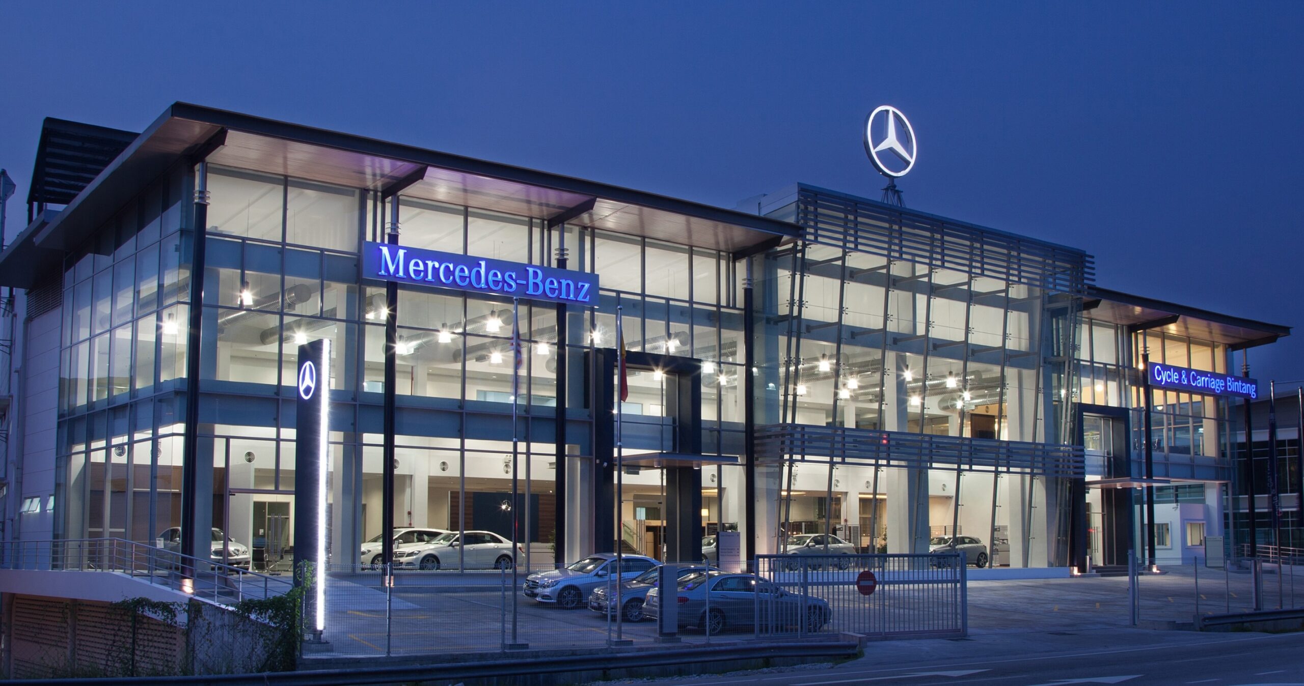 Saham CCB Memecut Bak Mercedes