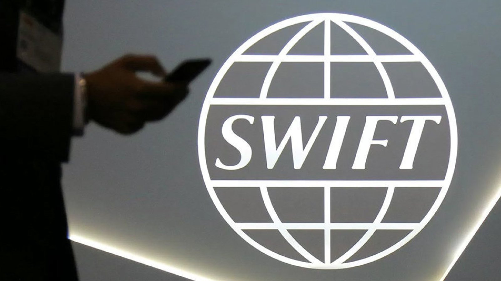 Apa Itu SWIFT? Dan Apa Kesan Sekatan SWIFT Terhadap Rusia?