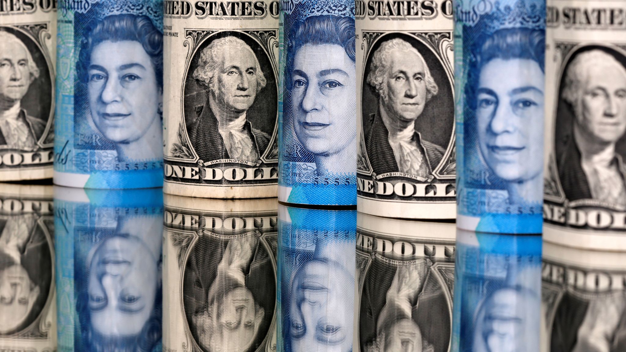 USD Rebah, Pound Muncul Juara!