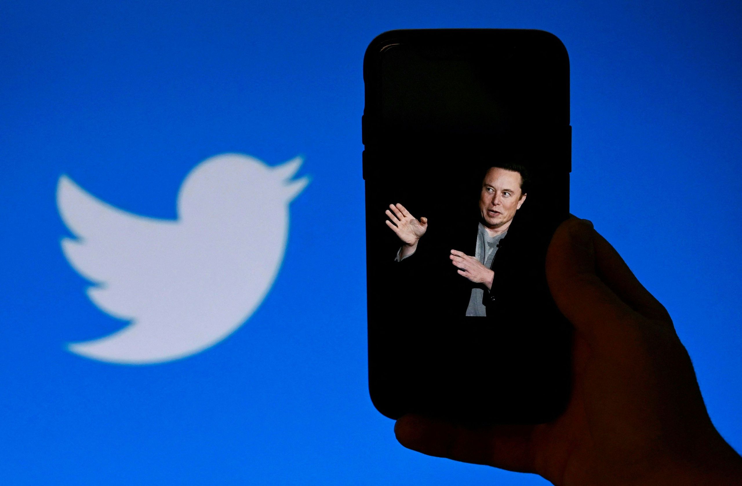 Syarikat-Syarikat Dunia Perli Elon Musk Dan Ambil Bekas Pekerja Twitter