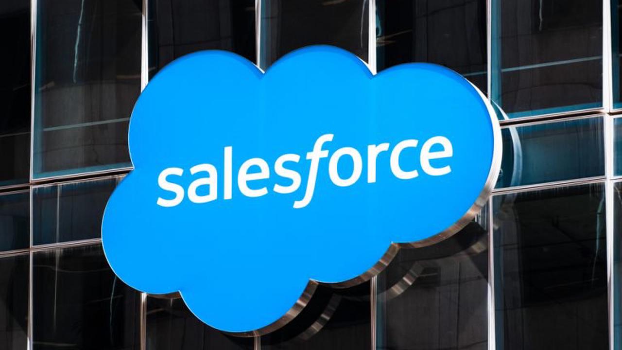 Salesforce Menggila Di Wall Street! Ada Yang Beli Saham Ini?