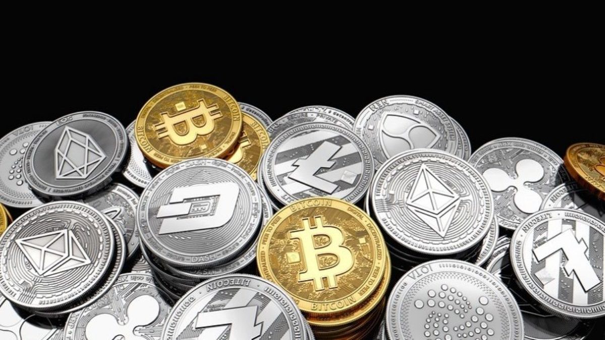 BTC Diramal Serbu $30,000, Altcoin Bakal Memanjat Naik!