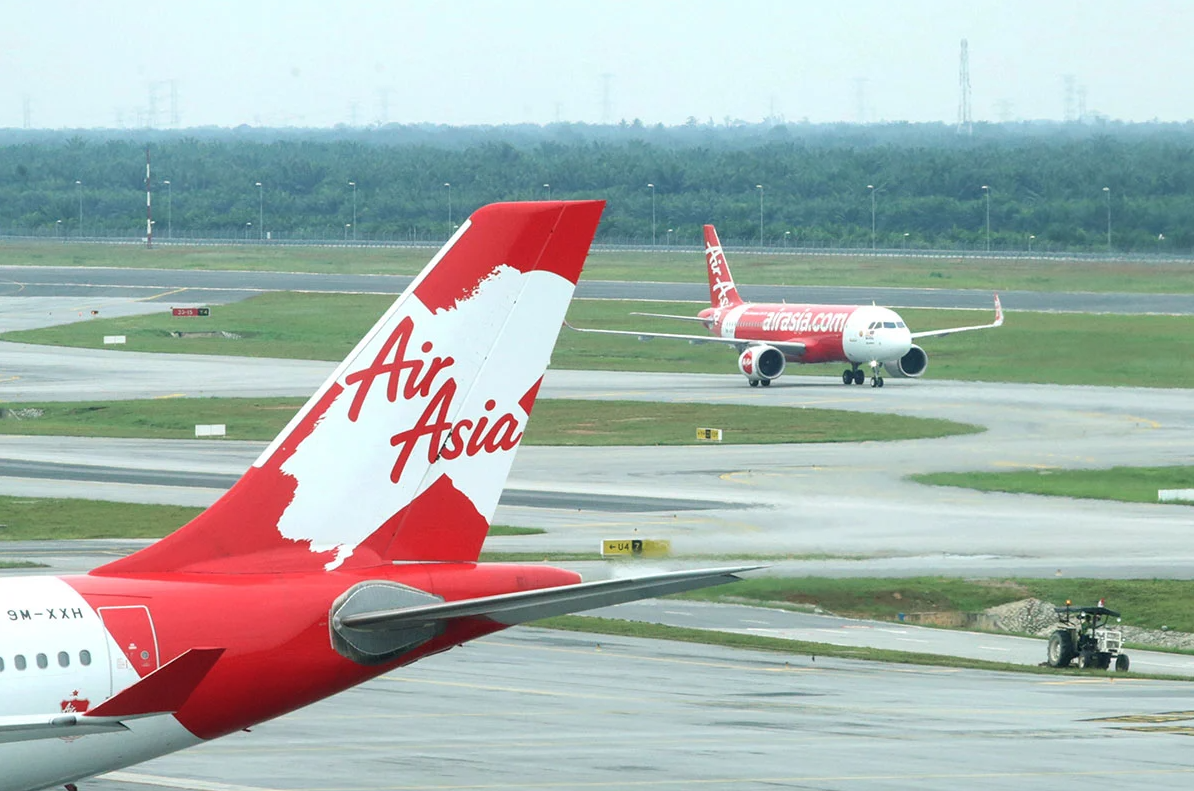 Saham AirAsia X Digantung Selepas Junam 15%