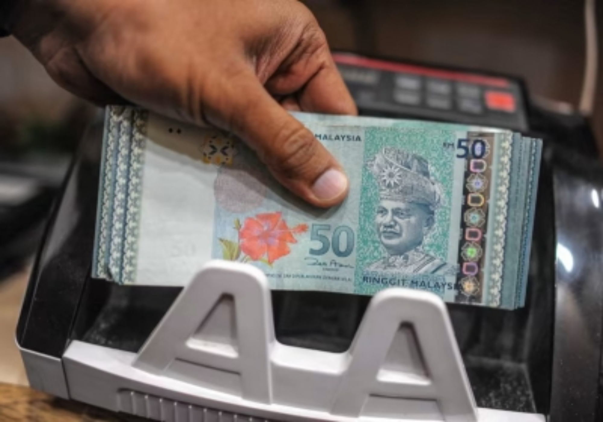 Ringgit Dibuka Rendah, Kekal Pada Paras RM4.68