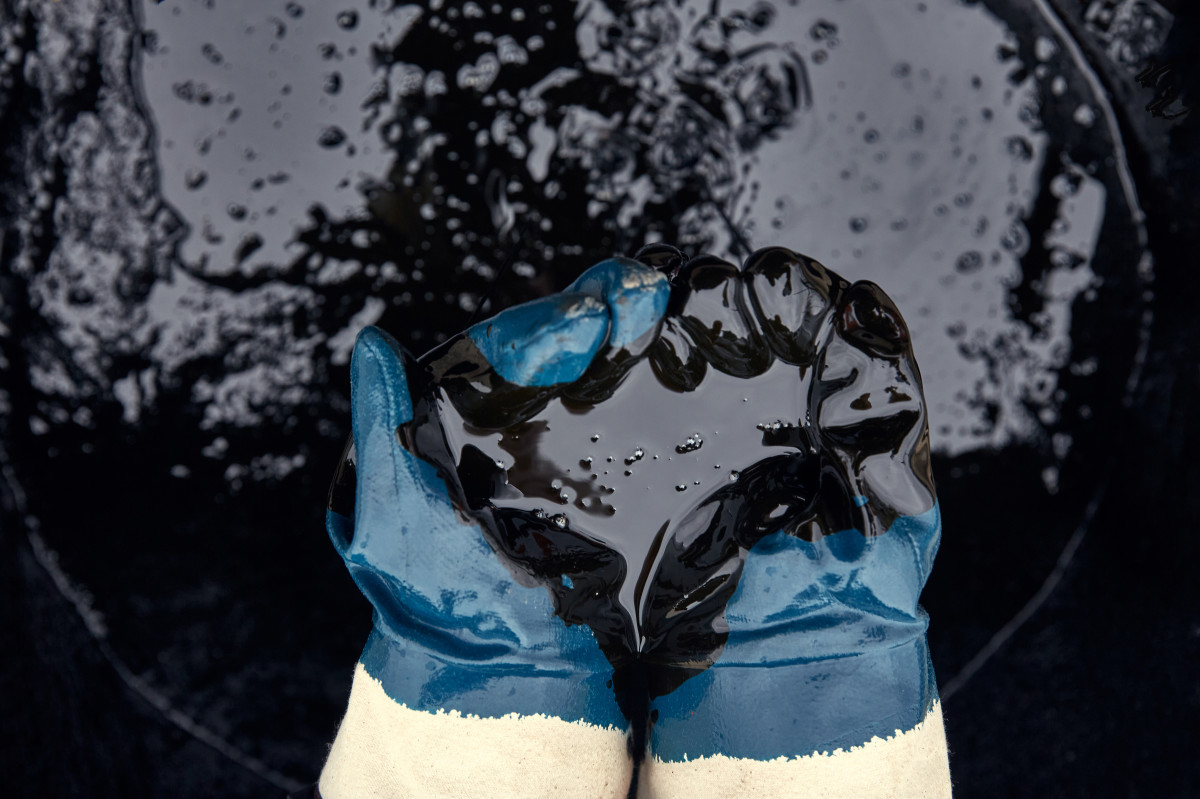 Harga Minyak Dunia Makin Merosot, Apa Sudah Jadi?