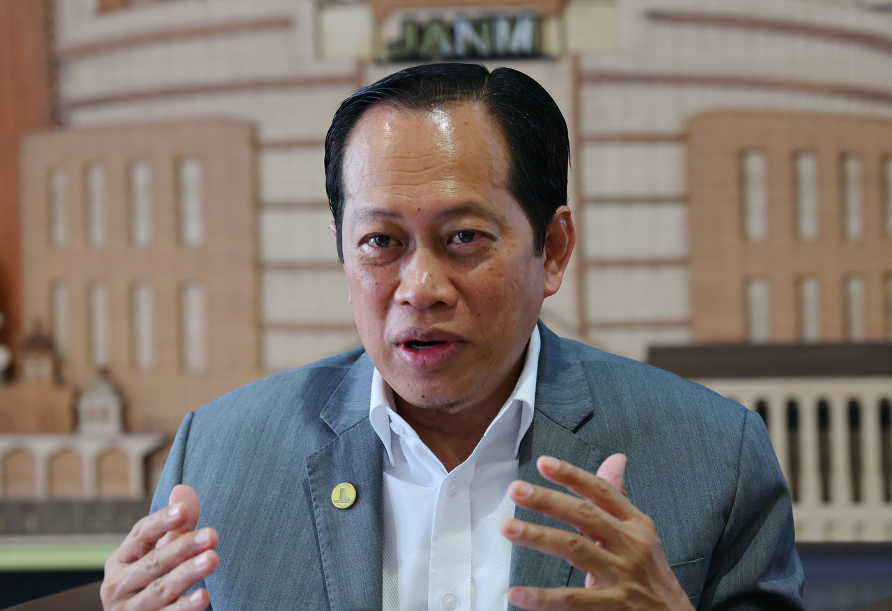 E-Madani Tidak Beri Kesan Pada Kadar Inflasi Negara – Ahmad Maslan