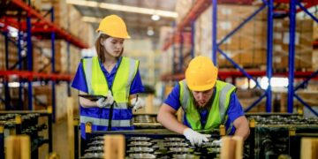 Pesanan Barangan Modal Teras AS Menyusut pada Julai: Petanda Ekonomi Perlahan?