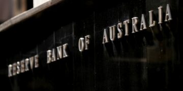 Gabenor RBA Bernada ‘Hawkish’, Tapi Kenapa AUD ‘Lemau’ Nak Mengukuh?