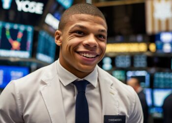 Pelabur ‘Tersenyum’ Wall Street Terbang Semula