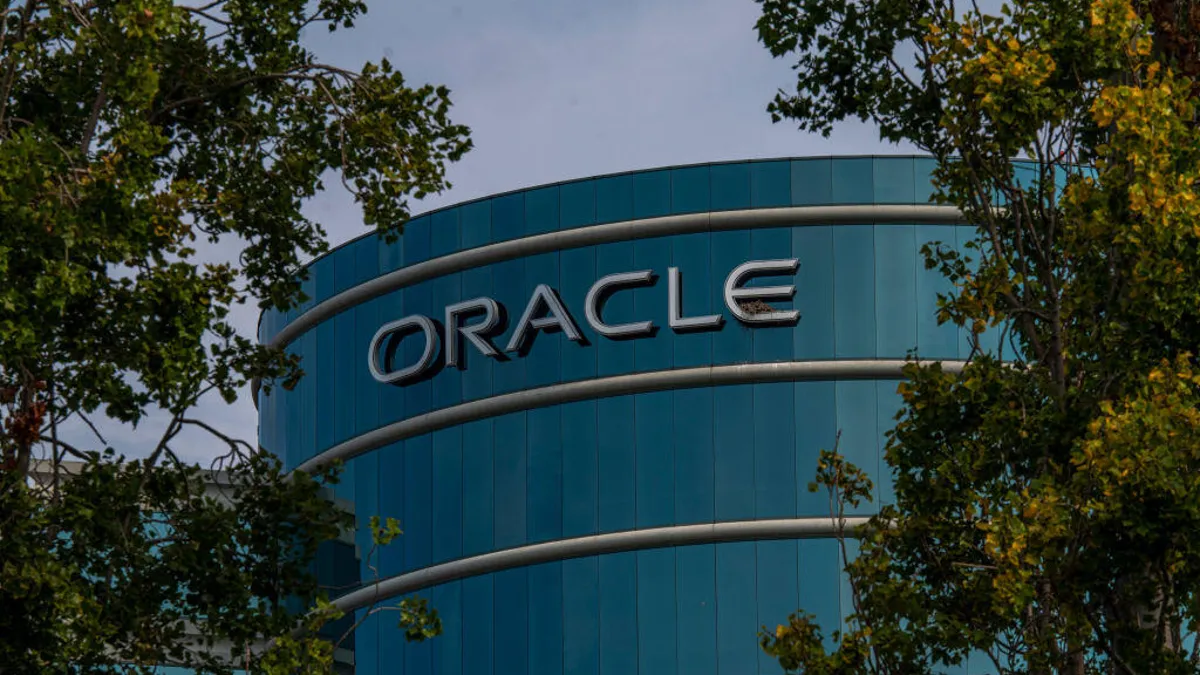 Oracle Melabur $6.5 Billion Untuk Tingkatkan Fasiliti Awan Di Malaysia!