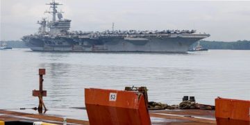 Kapal Perang ‘Top Gun’ Amerika Berlabuh Di Klang