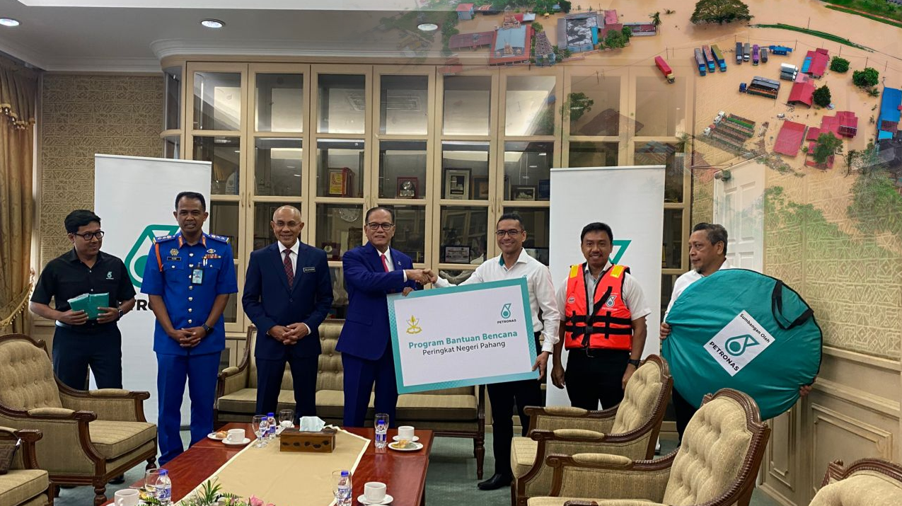 PETRONAS Hulur RM750,000 Bantu Mangsa Banjir Pantai Timur