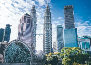 KDNK Malaysia Meningkat 5.3% Pada Suku Ketiga