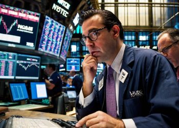 Wall Street Melangkah Perlahan Pada Pembukaan Disember