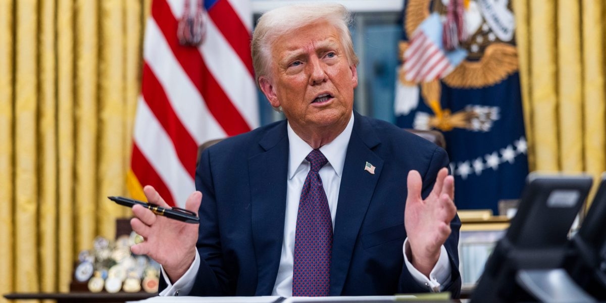 Trump Kenakan Tarif 25% Terhadap Kanada & Mexico, Minyak Dikecualikan?