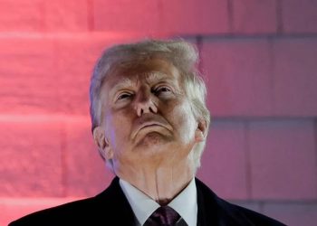 Trump Tangguh Pelaksanaan Tarif Ke Atas China