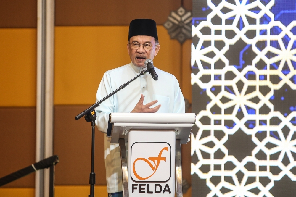 Tidak Akan Dimanjakan Lagi, Anwar Beri Felda Sebulan Untuk Pelan Baru Atau Dana Ditarik!
