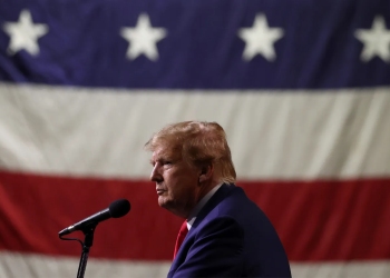 Bitcoin Jatuh 5% Gara-Gara Trump – Apa Sebenarnya Yang Berlaku?