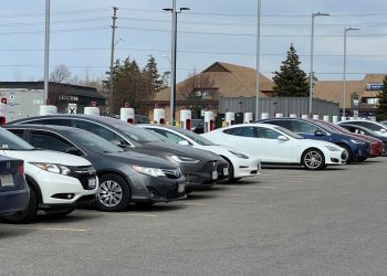 Tarif Trump Cipta Panik Pembelian! Data Jualan Runcit Melonjak Dengan Ketara