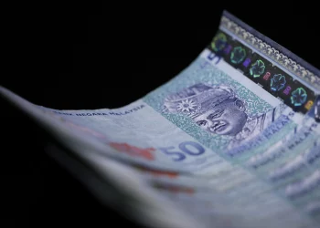 Ringgit Berlegar Sekitar RM4.39, Pasaran Melihat Potensi Tarif Lebih Tenang