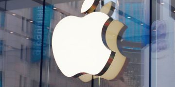 Saham Apple Melonjak 15% Selepas Jeda 90 Hari Tarif Trump