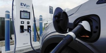 Harga Tinggi & Kurang Stesen Pengecas Punca Jualan Kenderaan Elektrik Merosot