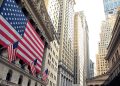 Wall Street Terus Merosot: Pasaran Tersentak Tarif 245% Trump