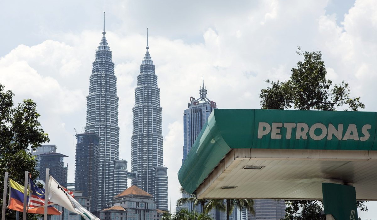 PETRONAS & 2 Syarikat GLC Sabah Jalin Kerjasama Bina Loji Tenaga Baharu