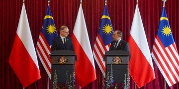 Malaysia-Poland Jalin Kerjasama Strategik, Perkukuh Industri Pertahanan – PM Anwar