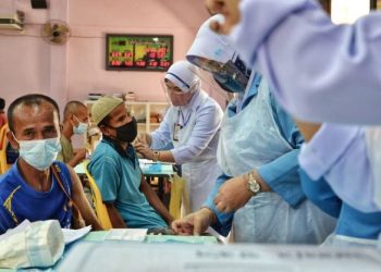 Bekerja 45 Jam Tapi Gaji RM1,800 – Apa Dah Jadi Dengan Nasib Jururawat Malaysia?