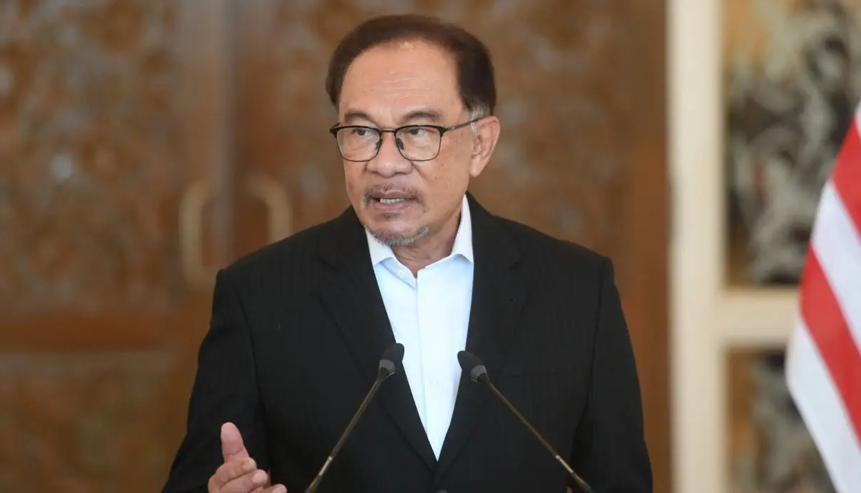 PMX Umum Pengumuman Penghargaan Khas Buat Rakyat Tersayang!