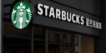 Starbucks China Makin Lingkup, Sedia Lepas Saham $10 Bilion