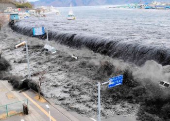 Gempa 8.7 Magnitud Gegar Rusia, Jepun & Amerika Keluarkan Amaran Tsunami!