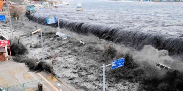 Gempa 8.7 Magnitud Gegar Rusia, Jepun & Amerika Keluarkan Amaran Tsunami!