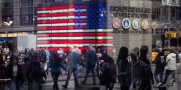 Berbilion Rugi: Saham Firma Software Merosot Akibat Gangguan AI!