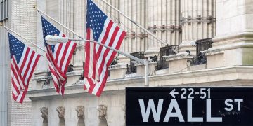 Wall Street Bercampur Selepas Saham Eli Lilly Jatuh!