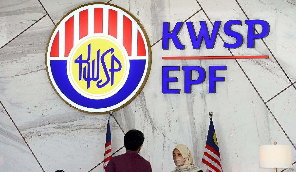 Setakat Jun, Rakyat Malaysia Dah Keluarkan RM15 Bilion Duit KWSP!