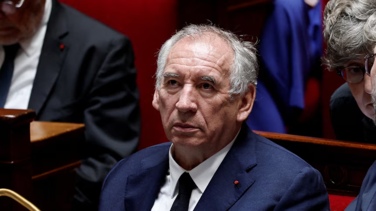 Perancis Bergolak, PM Francois Bayrou Tewas Undian Di Parlimen!