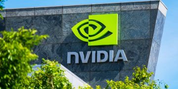Nvidia Jadi Syarikat Pertama Capai Nilai Pasaran $5 Trilion!