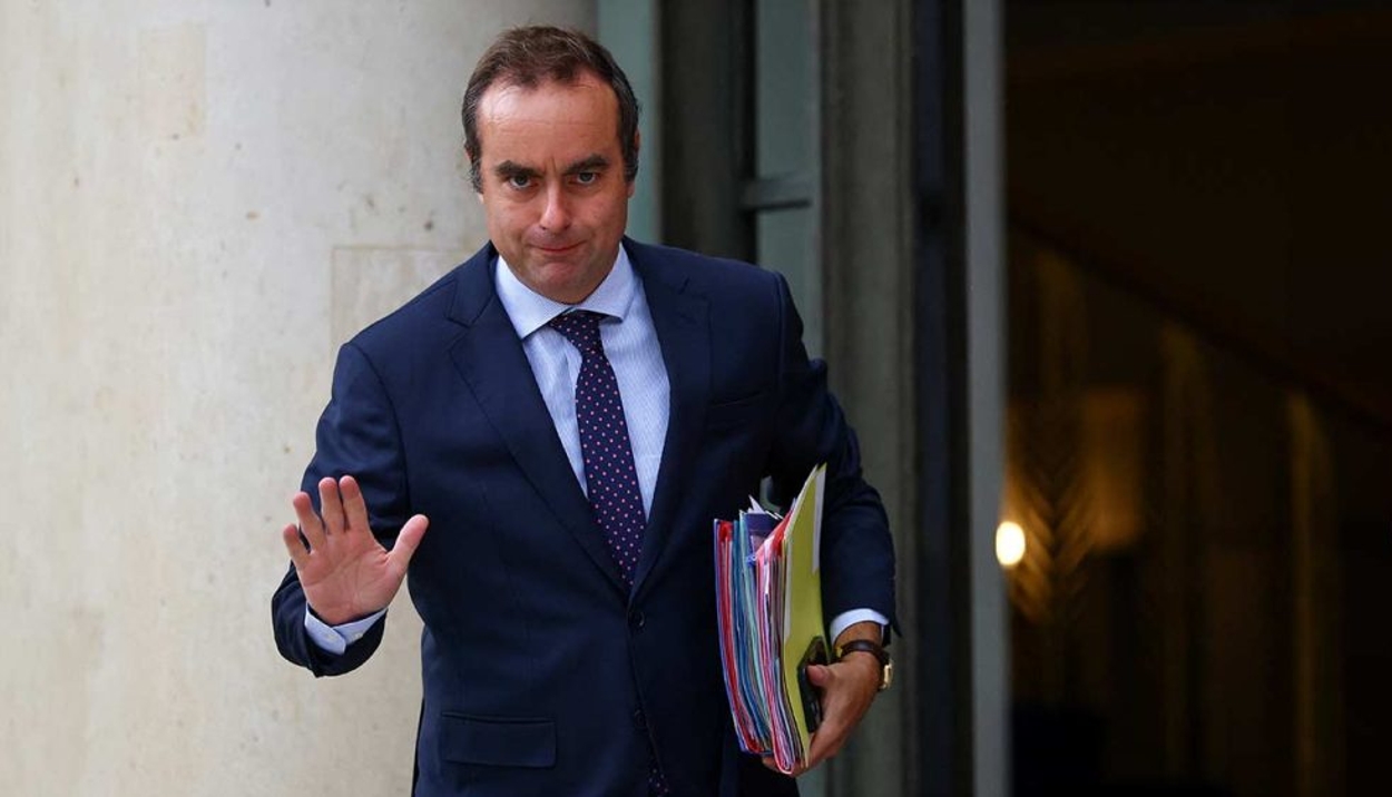 Eropah Bergoncang! PM Perancis Letak Jawatan Selepas Umum Kabinet Baharu