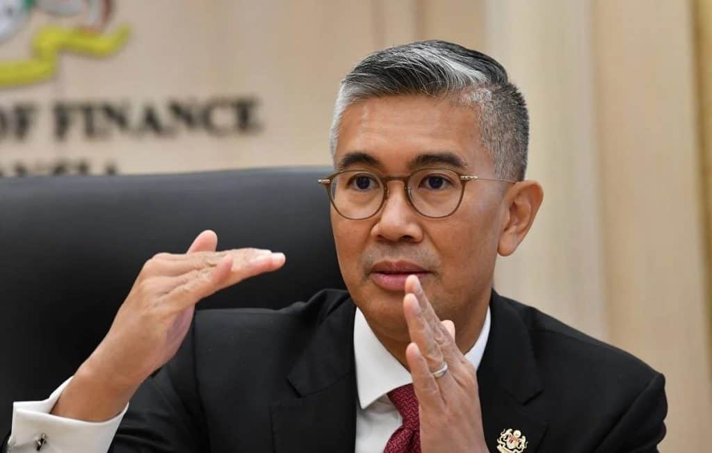 Tengku Zafrul Akhiri Tugas Menteri MITI 2 Disember Ini!