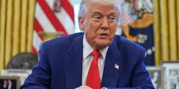 Trump Nak Bayar $2,000 Kepada Rakyat Amerika!