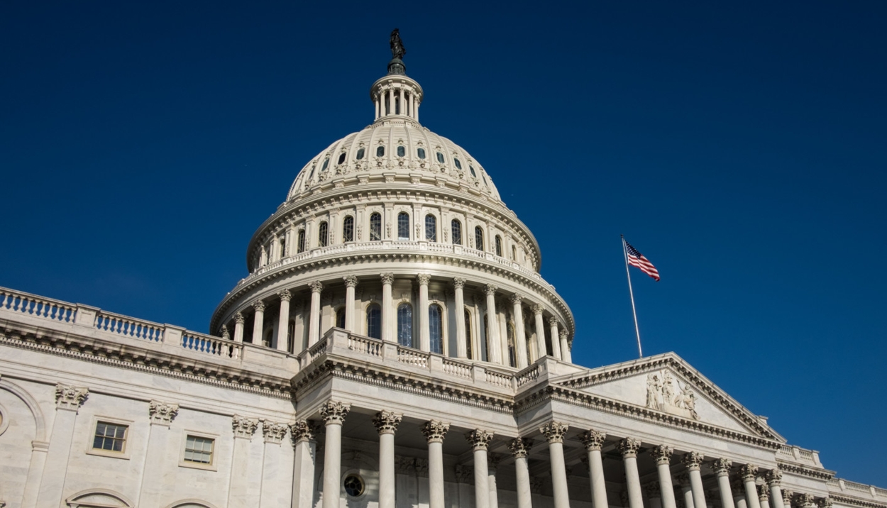 Senat Capai Persetujuan Lanjutkan Pembiayaan Sebelum Kerajaan Dibuka Sepenuhnya