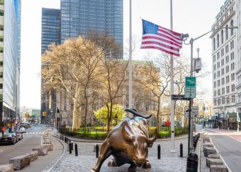 Indeks S&P 500 Kekal Stabil, Saham Cip AI Pacu Kenaikan Nasdaq