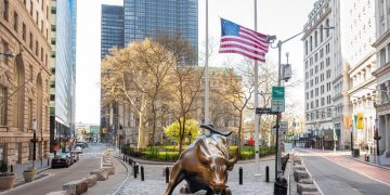 Indeks S&P 500 Kekal Stabil, Saham Cip AI Pacu Kenaikan Nasdaq