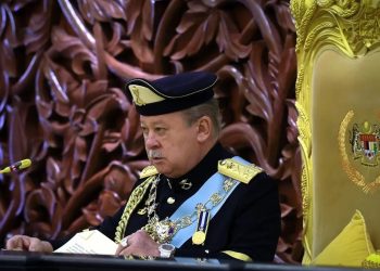 “Jika Tidak Menerima Bahasa Melayu, Jangan Tinggal Di Malaysia” – Agong